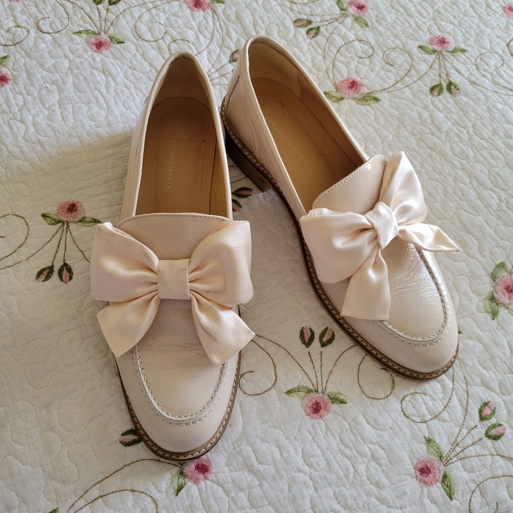 Anthropoloie Jill bow-tied loafers